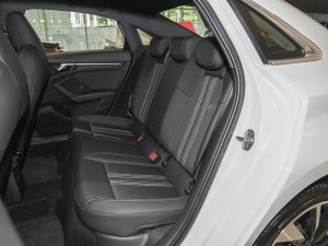 2023款改款 A3L Limousine 35 TFSI 时尚运动型 后排座椅