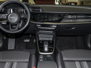 2023Ŀ A3L Limousine 35 TFSI r\ п_