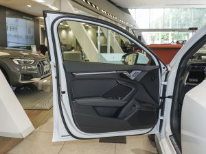 2023Ŀ A3L Limousine 35 TFSI r\ {λ܇T