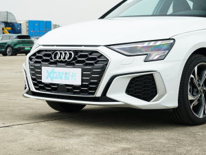 2023Ŀ A3L Limousine 35 TFSI A\ ^