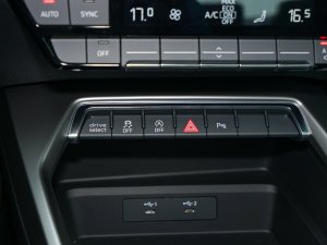 2023Ŀ A3L Limousine 35 TFSI A\ п؅^