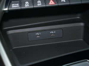 2023Ŀ A3L Limousine 35 TFSI A\ п؅^