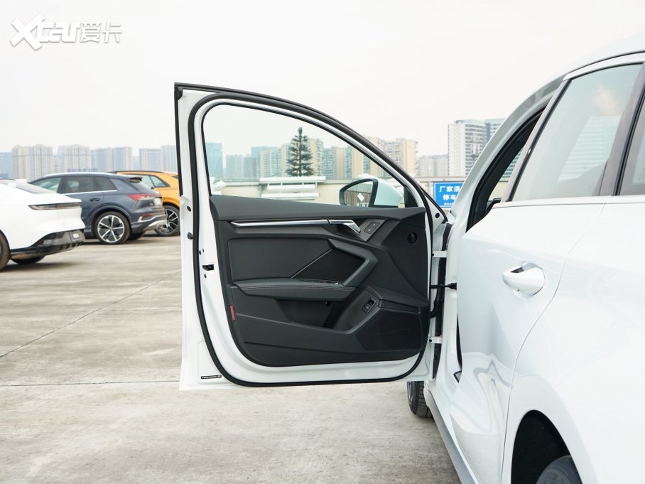 2023?yun)WA3 Sportback 35 TFSI r(sh)\(yn)(dng)