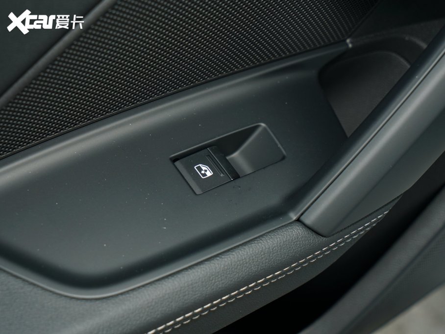 2023WA3 Sportback 35 TFSI r\