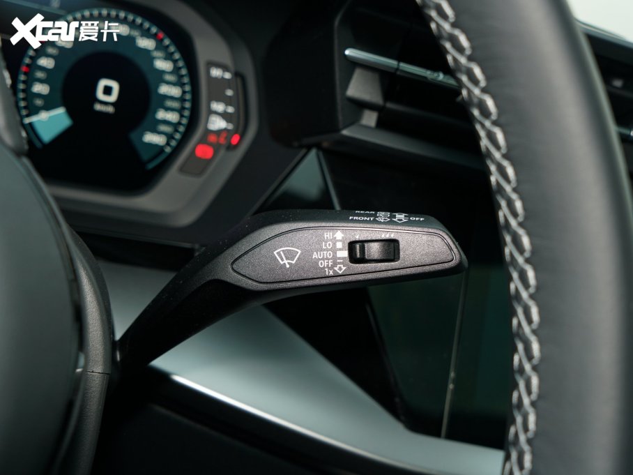 2023WA3 Sportback 35 TFSI r\