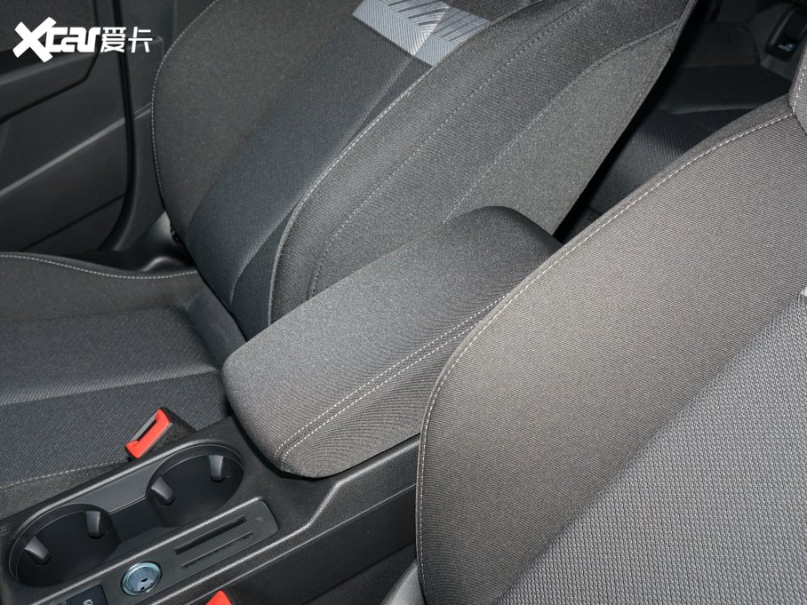 2023?yun)WA3 Sportback 35 TFSI M(jn)ȡ