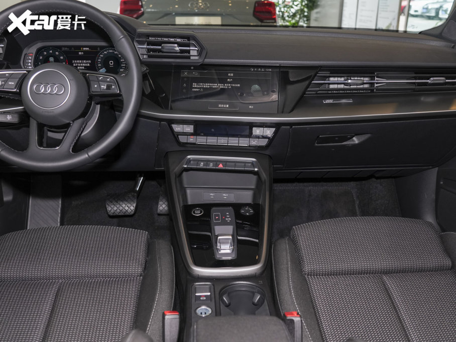 2023WA3 Sportback 35 TFSI Mȡ\