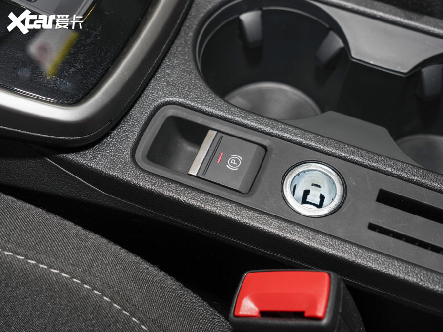 2023WA3 Sportback 35 TFSI Mȡ\