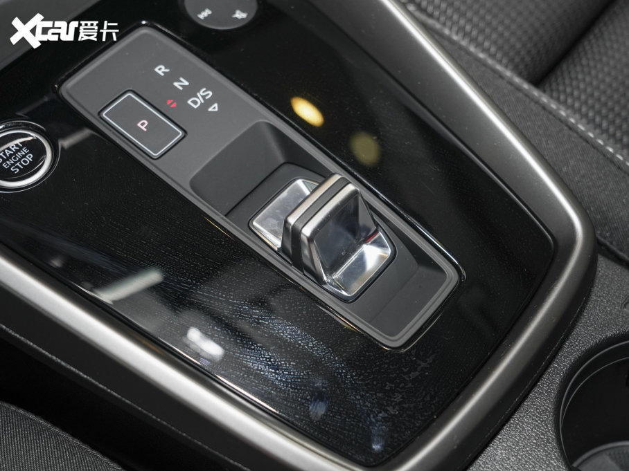 2023WA3 Sportback 35 TFSI Mȡ\