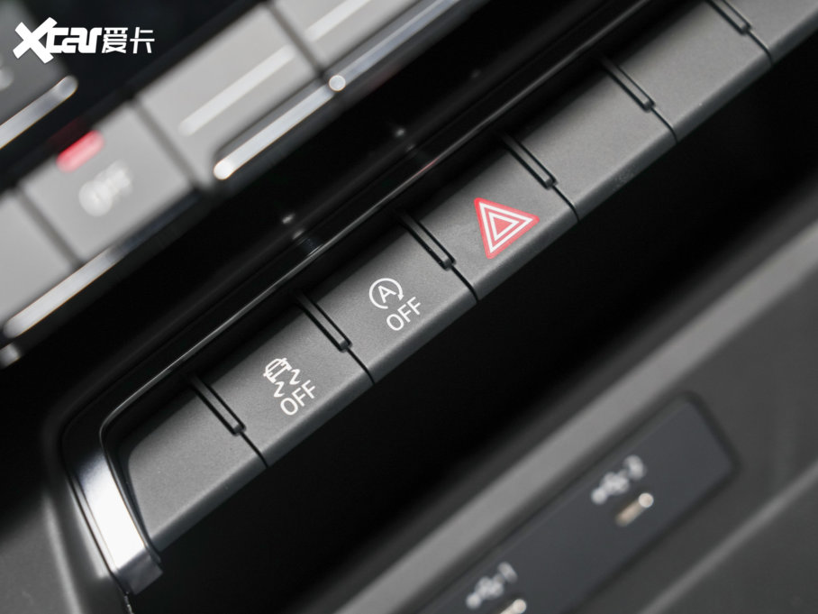 2023WA3 Sportback 35 TFSI Mȡ\