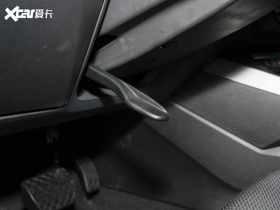 2023WA3 Sportback 35 TFSI Mȡ\