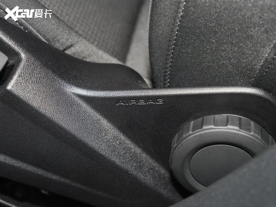 2023WA3 Sportback 35 TFSI Mȡ\