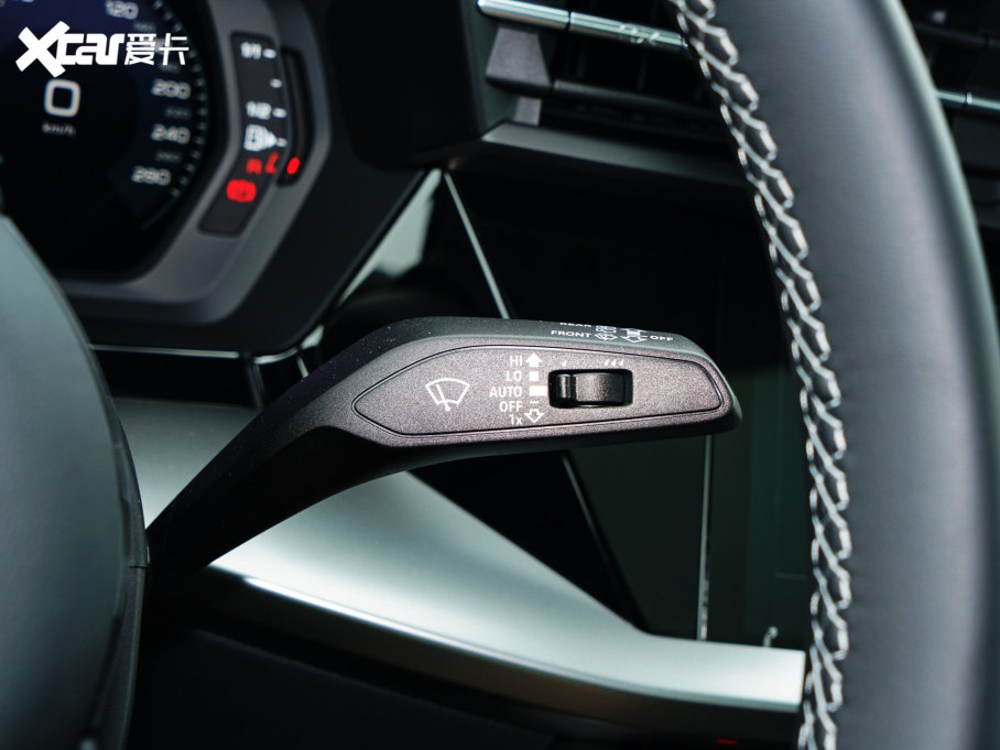 2023WA3 Ŀ Sportback 35 TFSI r\(yn)