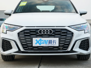 2023Sportback 35 TFSI r\ оW