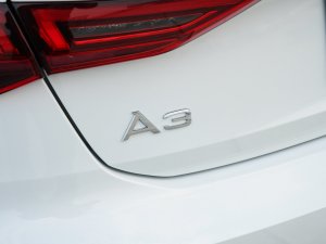 2023Sportback 35 TFSI r\ (ji)^