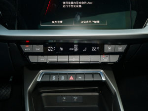 2023Sportback 35 TFSI r\ {{