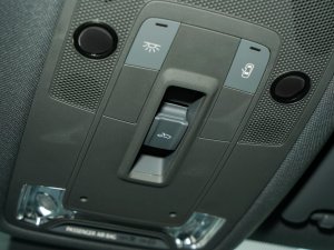 2023Sportback 35 TFSI r\ п؅^