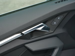 2023Sportback 35 TFSI r\ п؅^