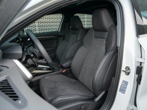 2023Sportback 35 TFSI A\(yn)(dng) {