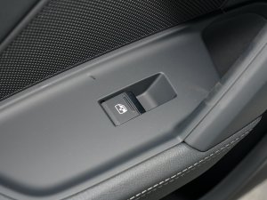 2023Sportback 35 TFSI A\ ܇ƅ^