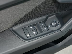 2023Sportback 35 TFSI Mȡ {܇ƅ^	