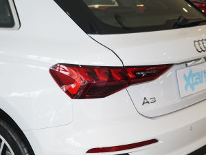 2023Sportback 35 TFSI Mȡ\ β
