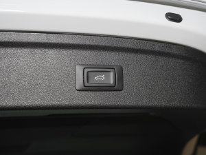 2023Sportback 35 TFSI M(jn)ȡ\(yn)(dng) g