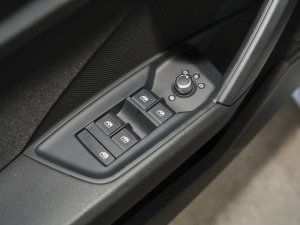 2023Sportback 35 TFSI Mȡ\ {܇ƅ^	