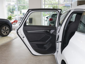 2023Sportback 35 TFSI Mȡ\ ܇T