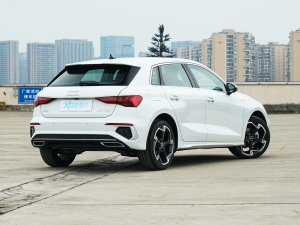 2023Ŀ Sportback 35 TFSI ˶ Һ45