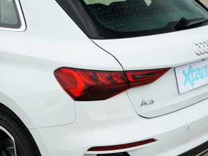 2023Ŀ Sportback 35 TFSI A\(yn)(dng) β