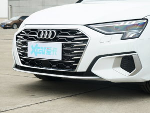 2023Ŀ Sportback 35 TFSI A\ ^