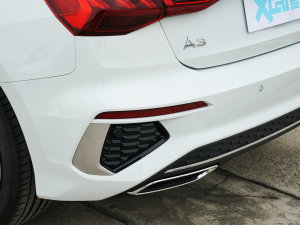 2023Ŀ Sportback 35 TFSI A\ ^