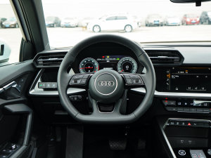 2023Ŀ Sportback 35 TFSI A\ P