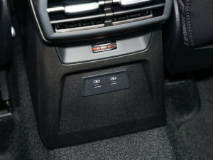 2023Ŀ Sportback 35 TFSI A\ п؅^