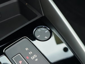 2023Ŀ Sportback 35 TFSI A\ {