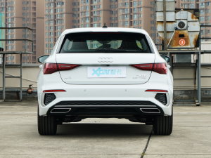 2023Ŀ Sportback 35 TFSI r\ 	