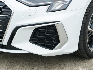 2023Ŀ Sportback 35 TFSI r\ ^