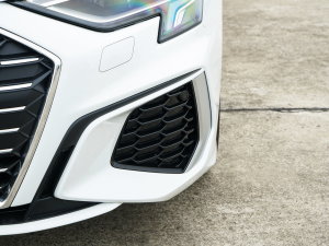 2023Ŀ Sportback 35 TFSI r\ ^