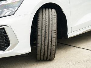 2023Ŀ Sportback 35 TFSI r\ ^