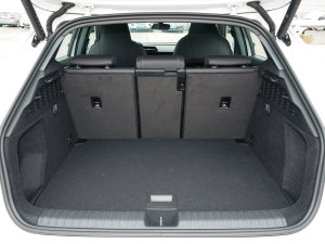 2023Ŀ Sportback 35 TFSI r\ g