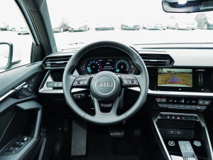 2023Ŀ Sportback 35 TFSI r\ P