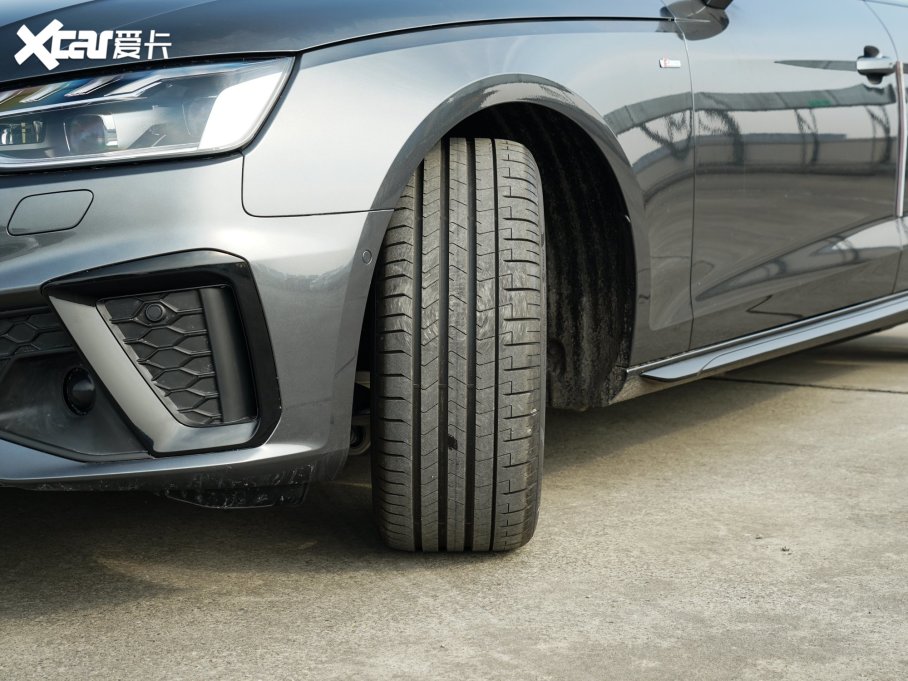 2023WA4L 45 TFSI quattro xӸ