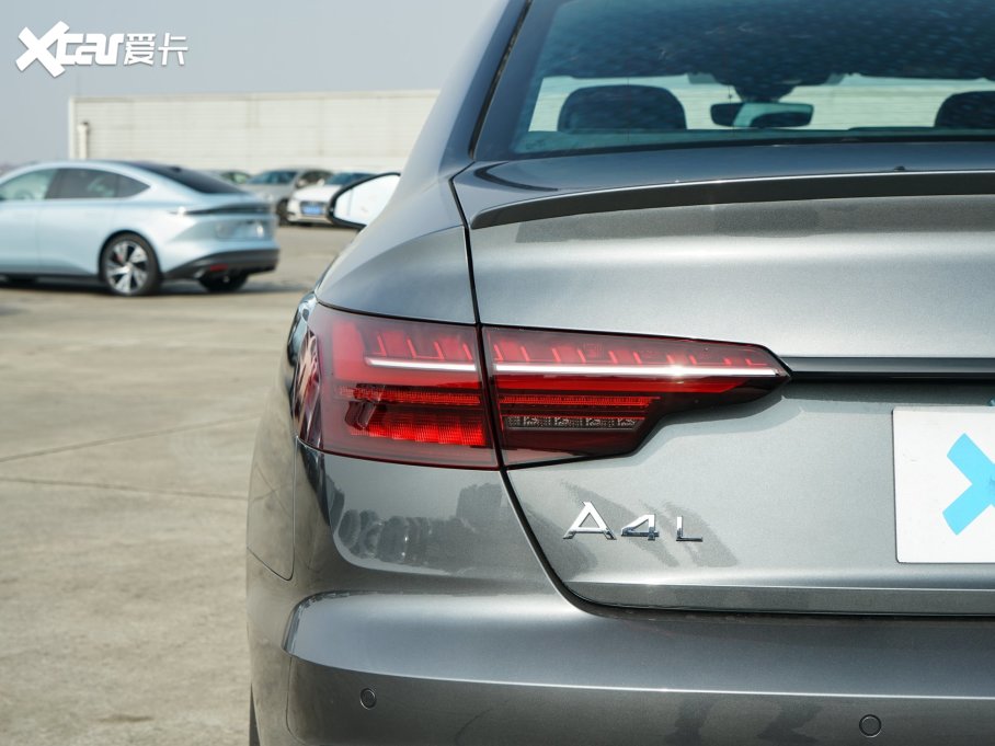 2023WA4L 45 TFSI quattro xӸ