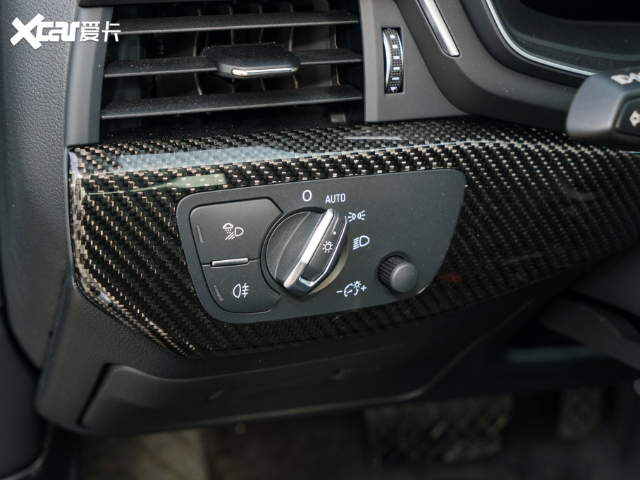 2023?yun)WA4L 45 TFSI quattro x(dng)