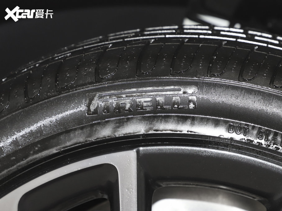 2023WA4L 40 TFSI AӸ 