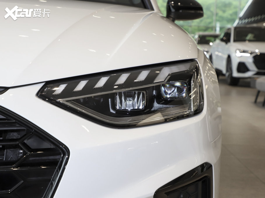 2023WA4L 40 TFSI AӸ 