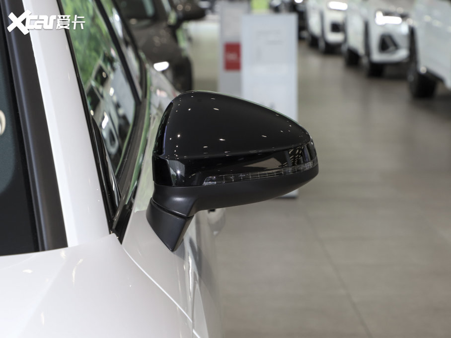 2023��W��A4L 40 TFSI ���A�Ӹ��� 