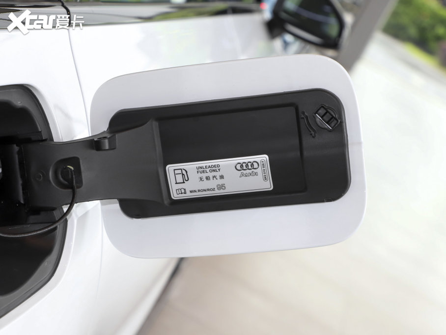 2023WA4L 40 TFSI AӸ 