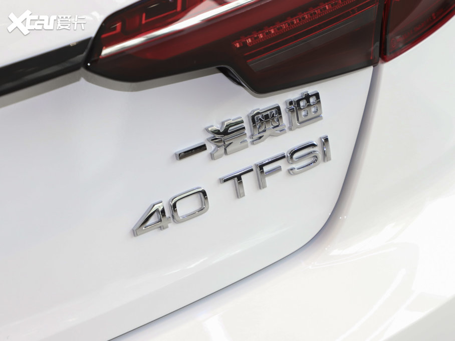 2023WA4L 40 TFSI AӸ 